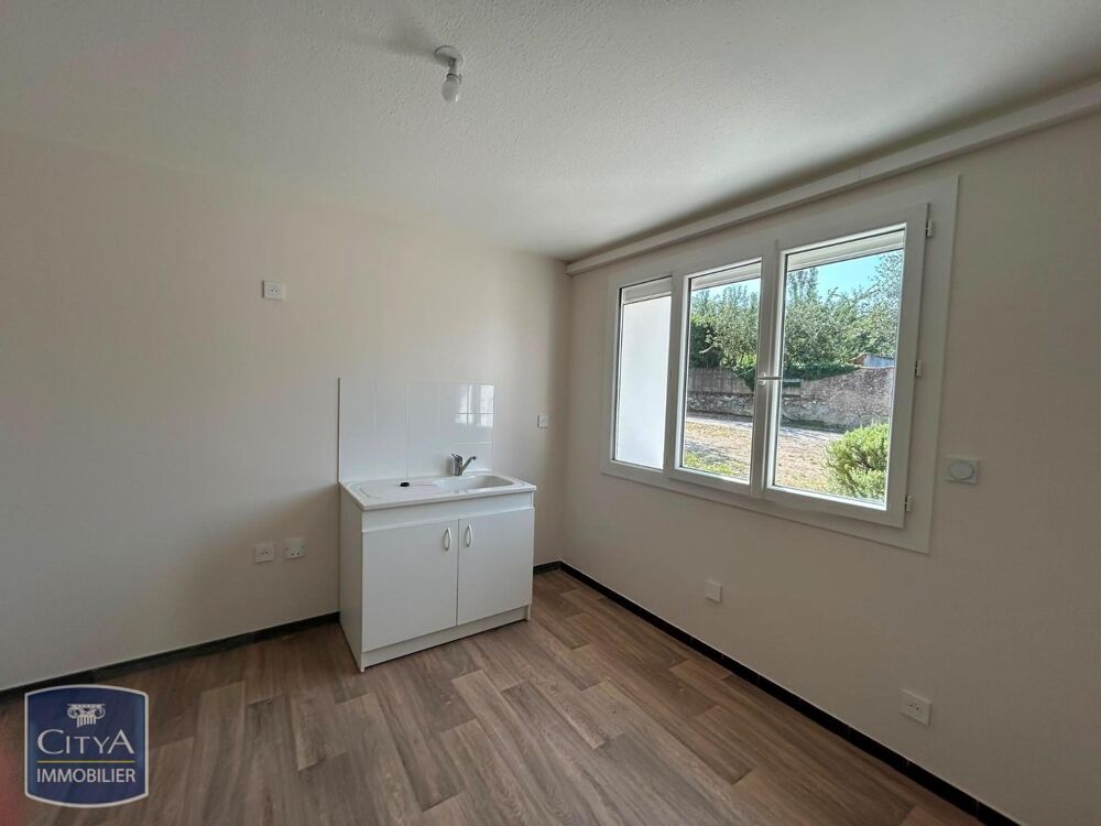 location Appartement - 3 pièce(s) - 85 m² Saint-Priest (69800)