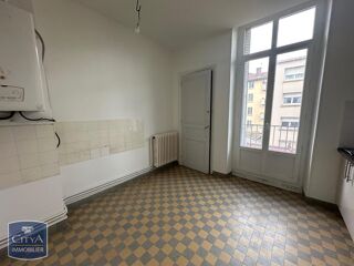  Appartement à louer 3 pièces 78 m²