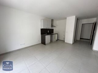  Appartement à louer 2 pièces 42 m²