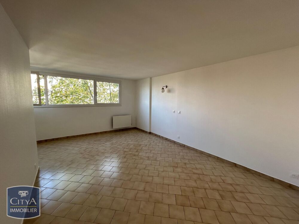 location Appartement - 2 pièce(s) - 54 m² Noisy-le-Grand (93160)