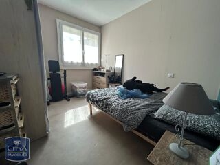  Appartement à louer 4 pièces 66 m²