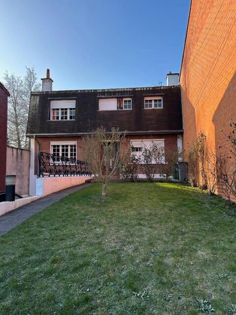   Location Maison Maison - 4 pi�ce(s) - 139 m�