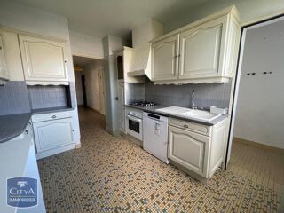  Appartement à louer 4 pièces 78 m²