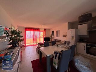  Appartement à louer 4 pièces 79 m²