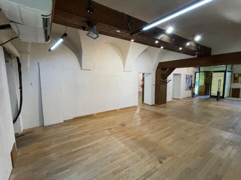   Location / Local Commercial - 275 m² 