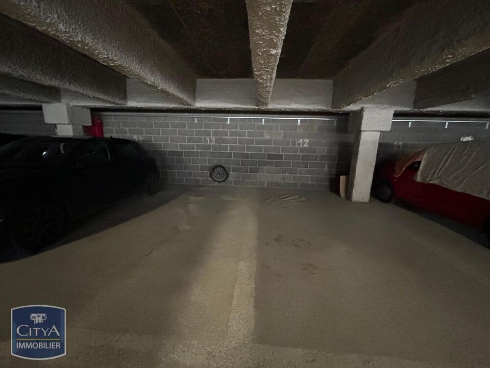 location Parking / Garage Tulle (19000)