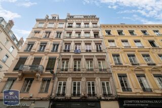  Appartement à louer 4 pièces 98 m²