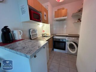  Appartement à louer 2 pièces 33 m²