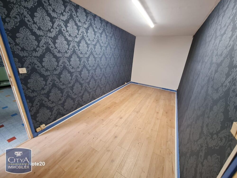 location Maison - 3 pièce(s) - 74 m² Saint-André-d'Apchon (42370)