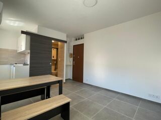  Appartement à louer 1 pièce 21 m²