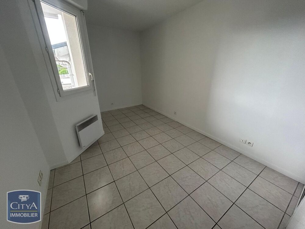 location Appartement - 2 pièce(s) - 33 m² Billère (64140)