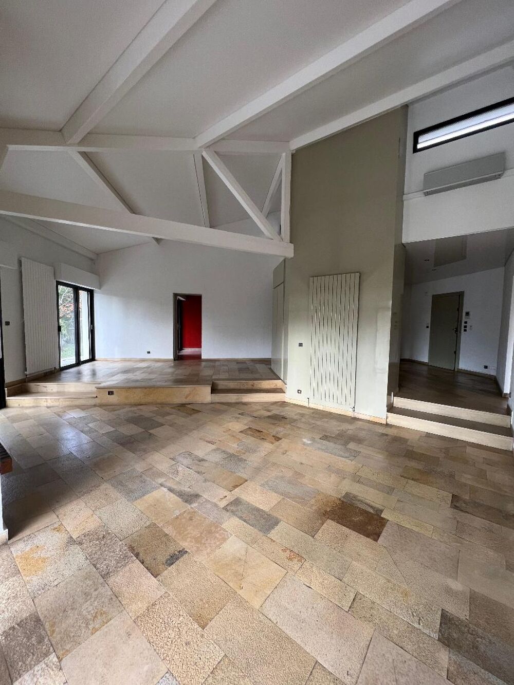 DECINES CENTRE - 2 BIS AVENUE SILVIN VILLA DE 200 M2 - D....