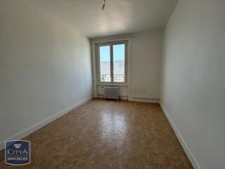  Appartement à louer 3 pièces 103 m²