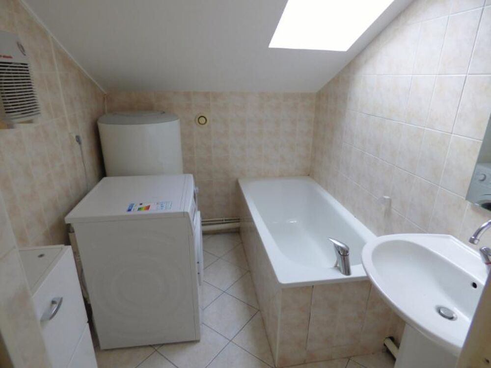 location Appartement - 2 pièce(s) - 30 m² Charnay-lès-Mâcon (71850)