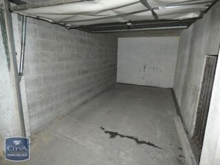 Parking / Garage � louer 