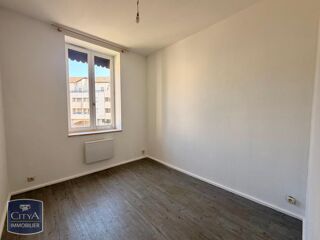  Appartement à louer 3 pièces 45 m²