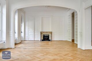  Appartement à louer 135 m²