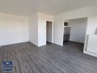  Appartement à louer 1 pièce 32 m²