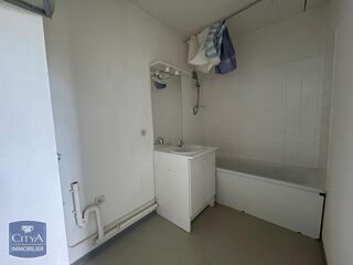  Appartement à louer 2 pièces 43 m²