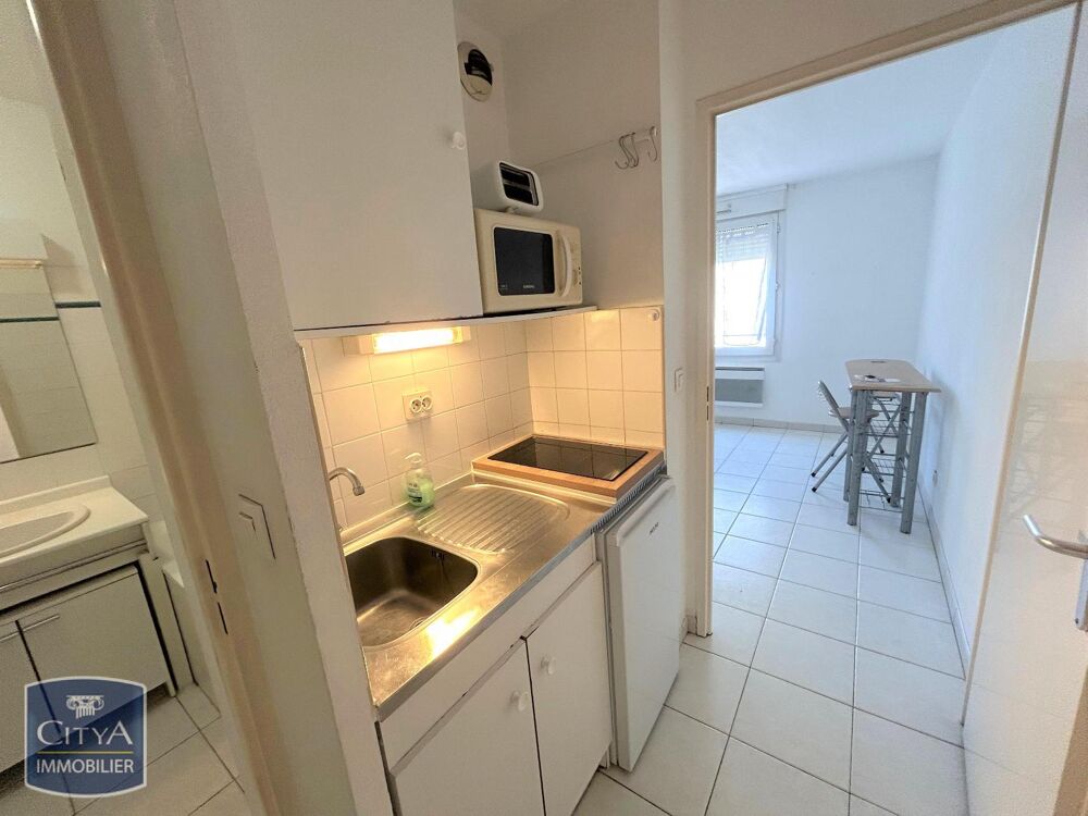 À LOUER : Appartement T1 à Aix-en-Provence, situé dans u....