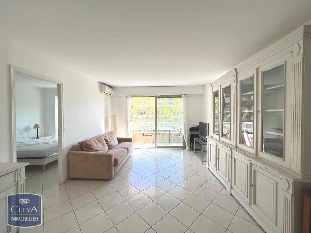 location Appartement - 2 pièce(s) - 47 m² Antibes (06600)