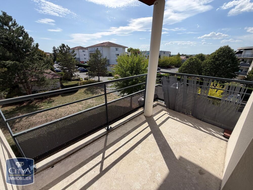 location Appartement - 3 pièce(s) - 54 m² Cusset (03300)