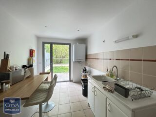  Appartement à louer 4 pièces 102 m²