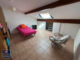  Appartement à louer 3 pièces 81 m²
