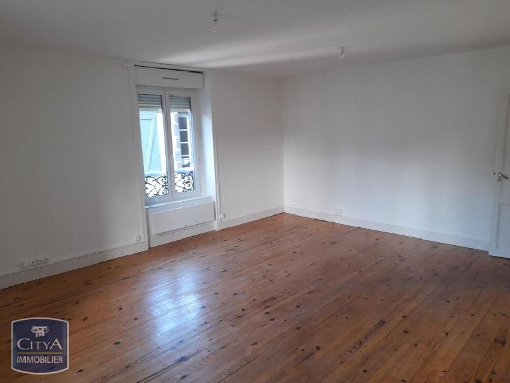 location Appartement - 3 pièce(s) - 80 m² Pontgibaud (63230)