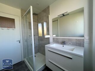  Appartement à louer 3 pièces 58 m²