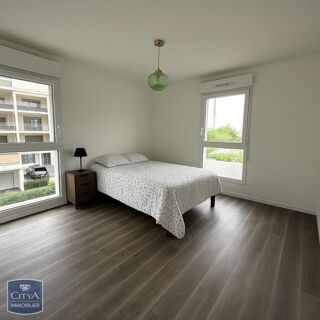  Appartement à louer 3 pièces 64 m²