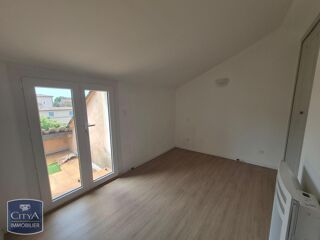  Appartement à louer 3 pièces 49 m²