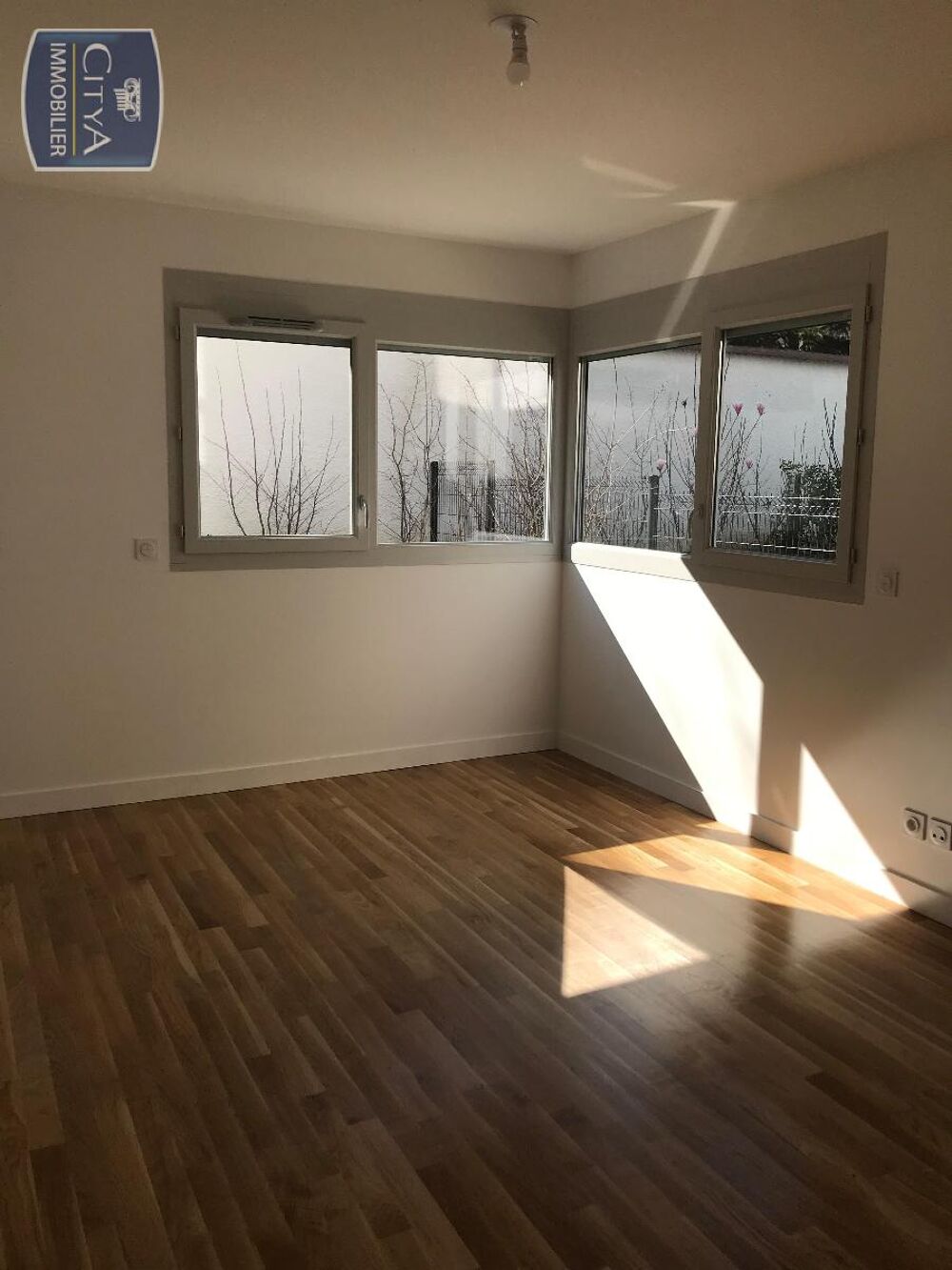 location Appartement - 3 pièce(s) - 62 m² Villeurbanne (69100)