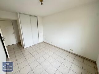  Appartement à louer 3 pièces 66 m²
