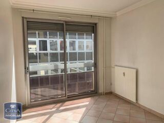  Appartement à louer 3 pièces 58 m²