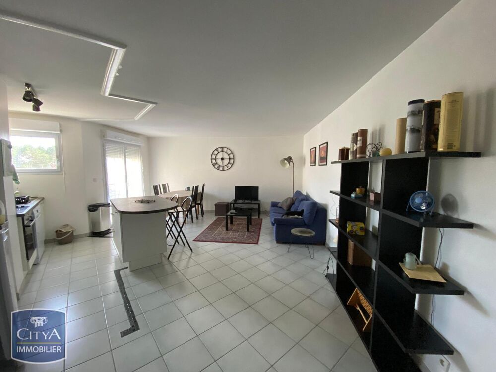 location Appartement - 3 pièce(s) - 65 m² Poitiers (86000)