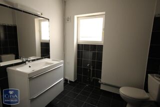  Appartement à louer 2 pièces 46 m²