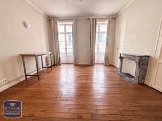  Appartement à louer 2 pièces 56 m²