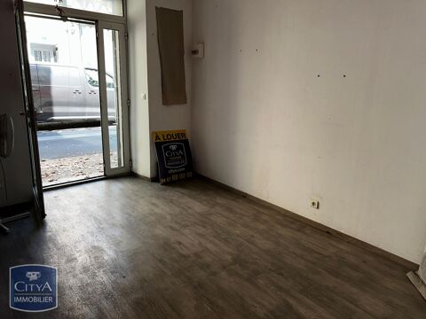 &Agrave; LOUER : Local commercial situ&eacute; &agrave; Saint Andr&eacute; de San... 300 34725 St andre de sangonis