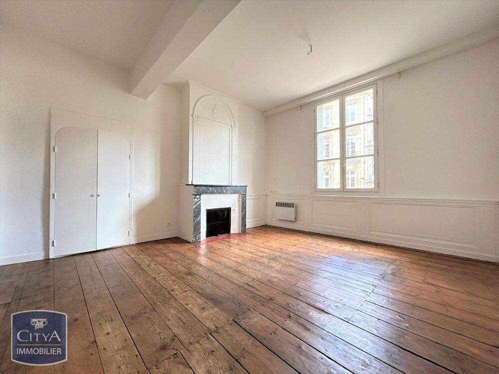 À LOUER : GRAND APPARTEMENT T2 NON MEUBLE - BORDEAUX / P....