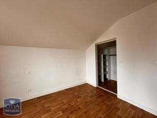  Appartement à louer 3 pièces 65 m²