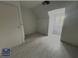  Appartement à louer 3 pièces 83 m²