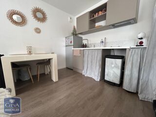  Appartement à louer 2 pièces 42 m²
