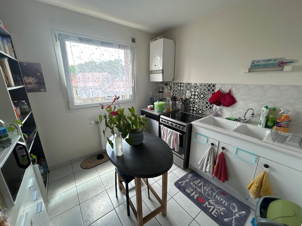 À LOUER : Appartement T4 situé à Étupes, dans le départe....
