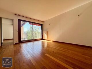  Appartement à louer 4 pièces 87 m²