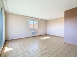  Appartement à louer 3 pièces 63 m²