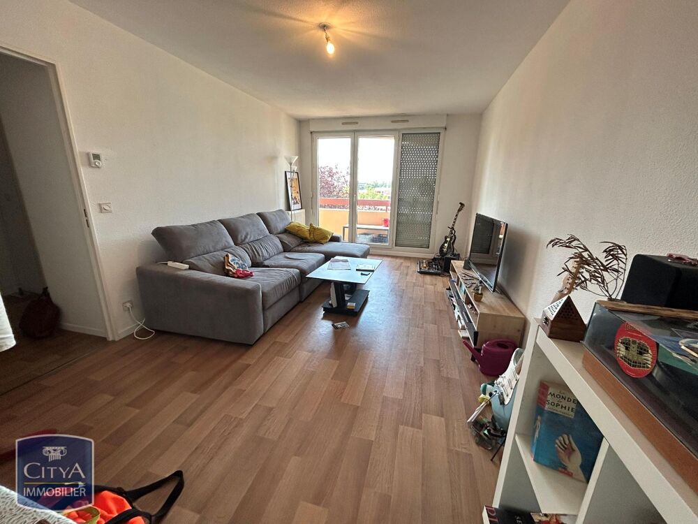 À LOUER : Appartement T2 situé à Pau, dans le code posta....