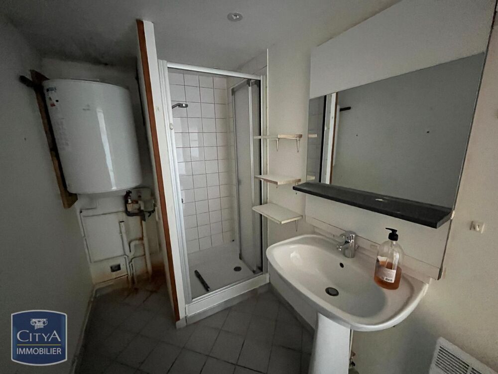 location Appartement - 3 pièce(s) - 33 m² Saint-Quentin (02100)
