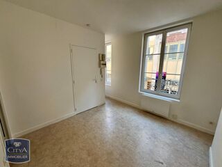  Appartement à louer 1 pièce 14 m²