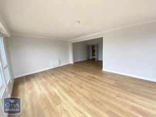  Appartement à louer 5 pièces 128 m² Valenciennes